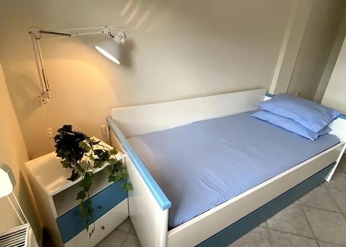 Seaview Maisonette With 3br And Garden And 2 Bathrooms Ideal For Families Chanioti