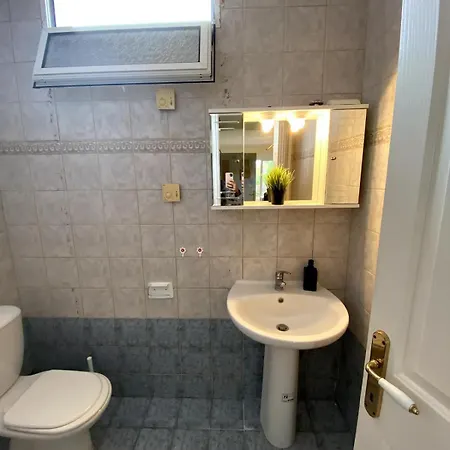 Seaview Maisonette With 3br And Garden And 2 Bathrooms Ideal For Families Dom wakacyjny