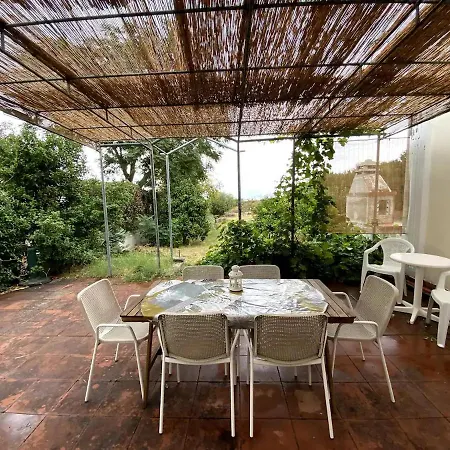 Cozy Maisonette Rebecca Nyaraló *